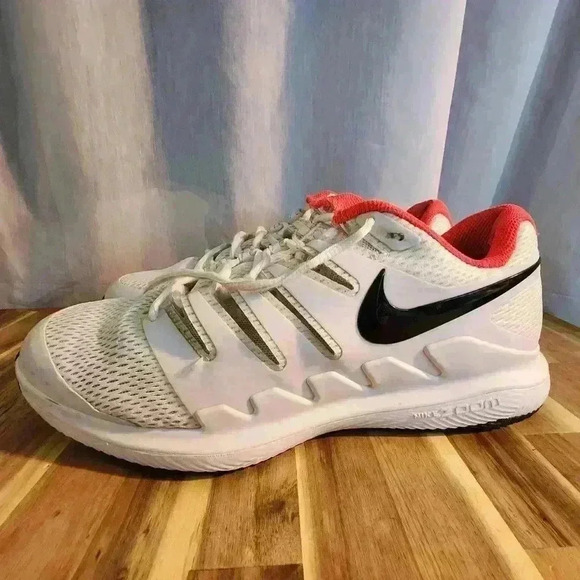 Nike Men\'s White Mesh Training Shoes with Orange Collar main image 11